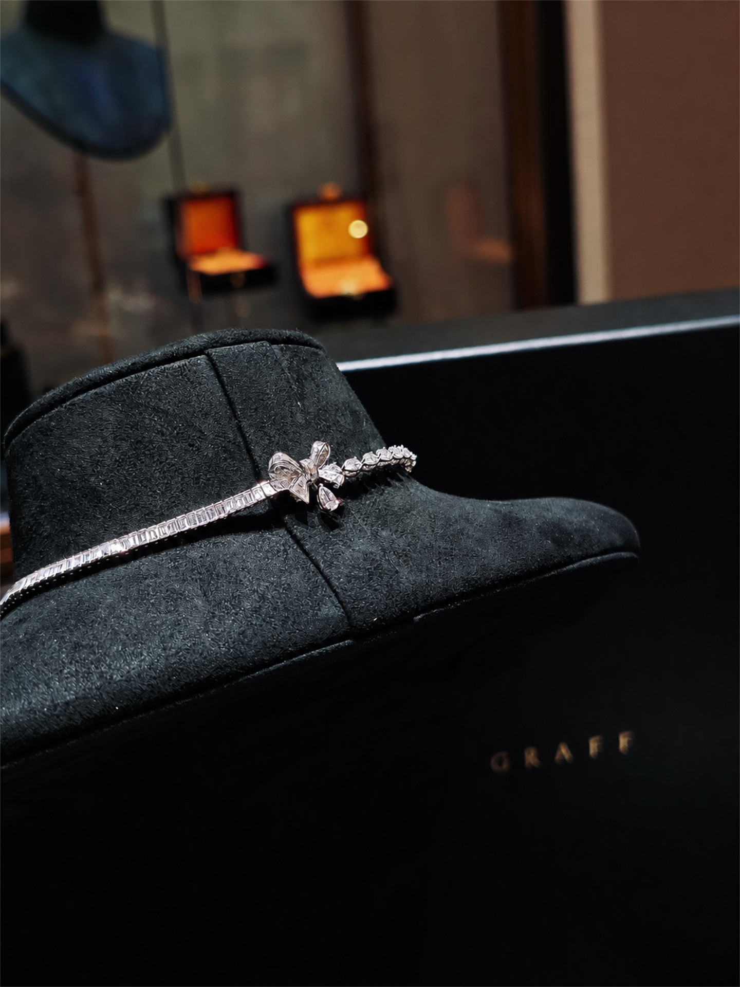 Graff High Jewelry Asymmetric Pear-Shape Diamond Necklace