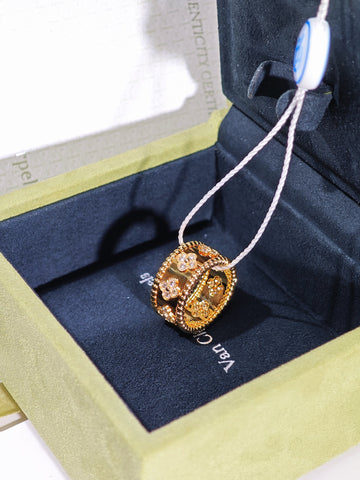 Van Cleef & Arpels Perlée Clovers Diamond Ring, Medium Model