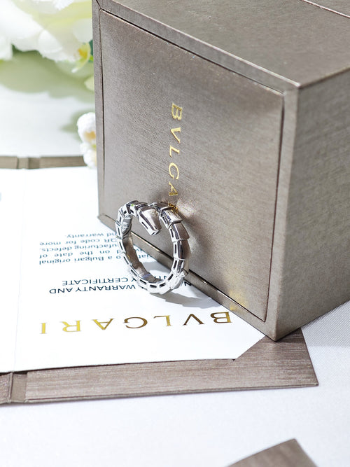 BVLGARI Serpenti Viper white gold ring, profile detail