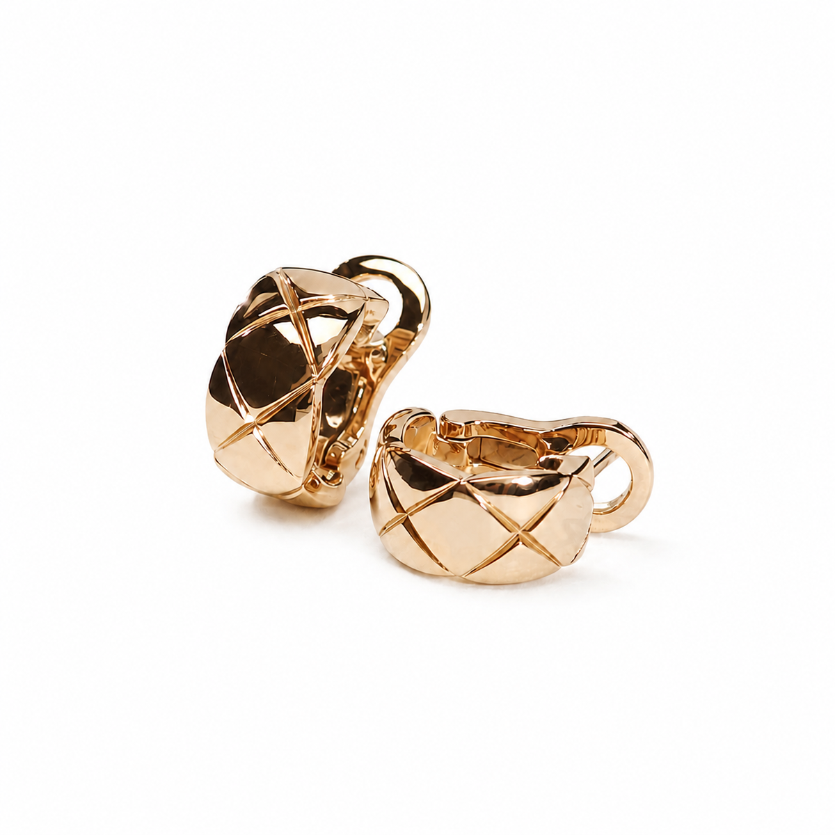CHANEL COCO CRUSH quilted motif earrings in 18K BEIGE GOLD on a neutral white background