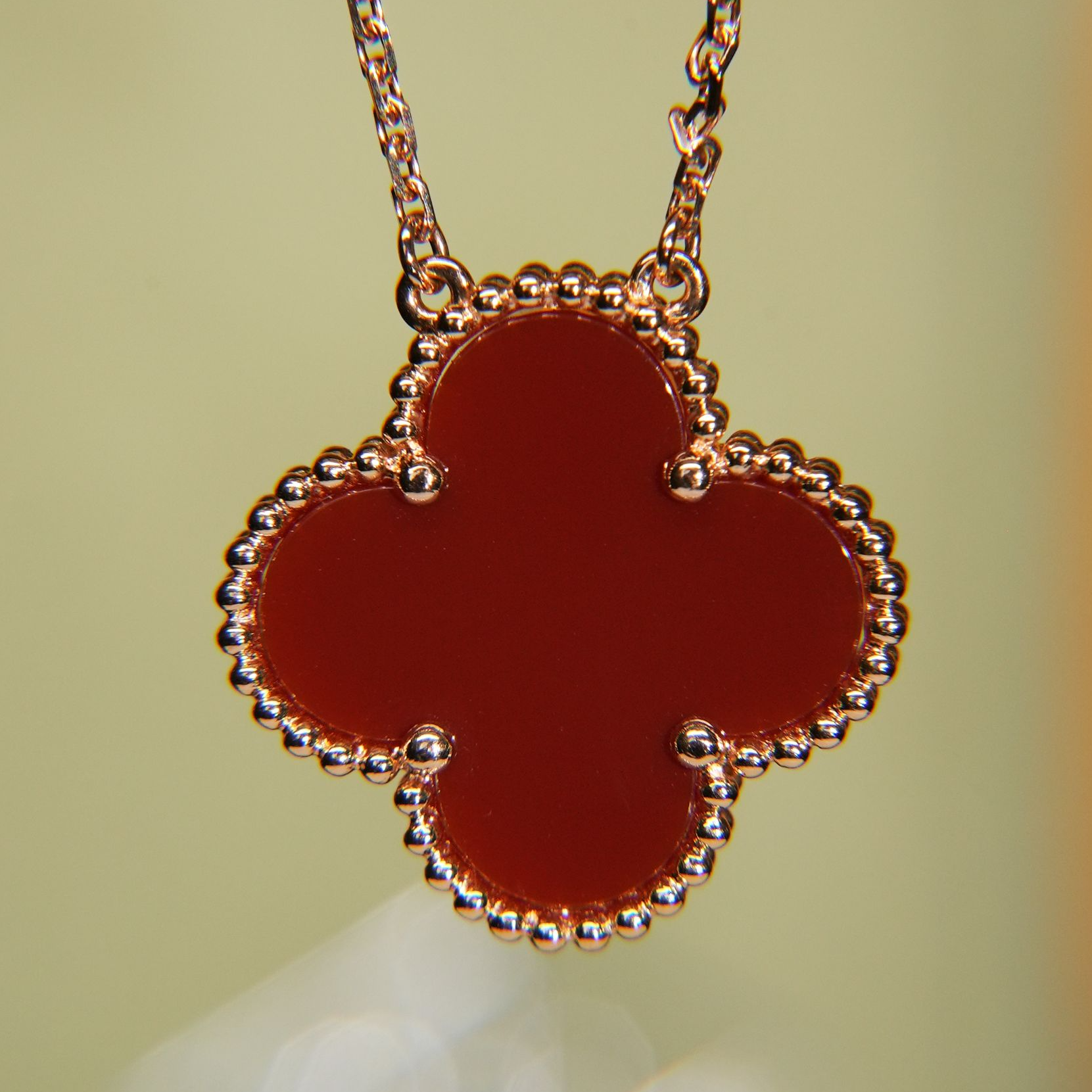 Pre-owned Van Cleef & Arpels Magic Alhambra collection rose gold 20mm Red Clover necklace