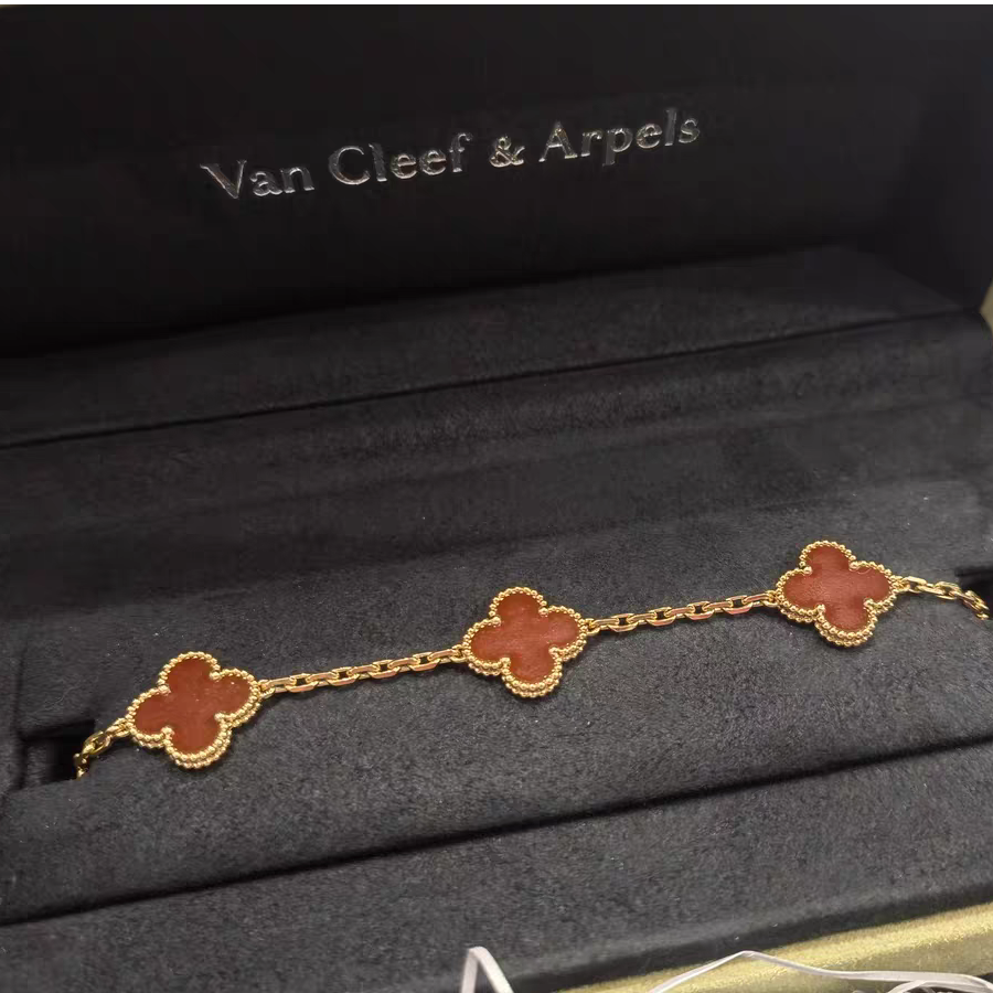 Van Cleef & Arpels Vintage Alhambra 5-Motif Red Clover Bracelet in 18K Yellow Gold