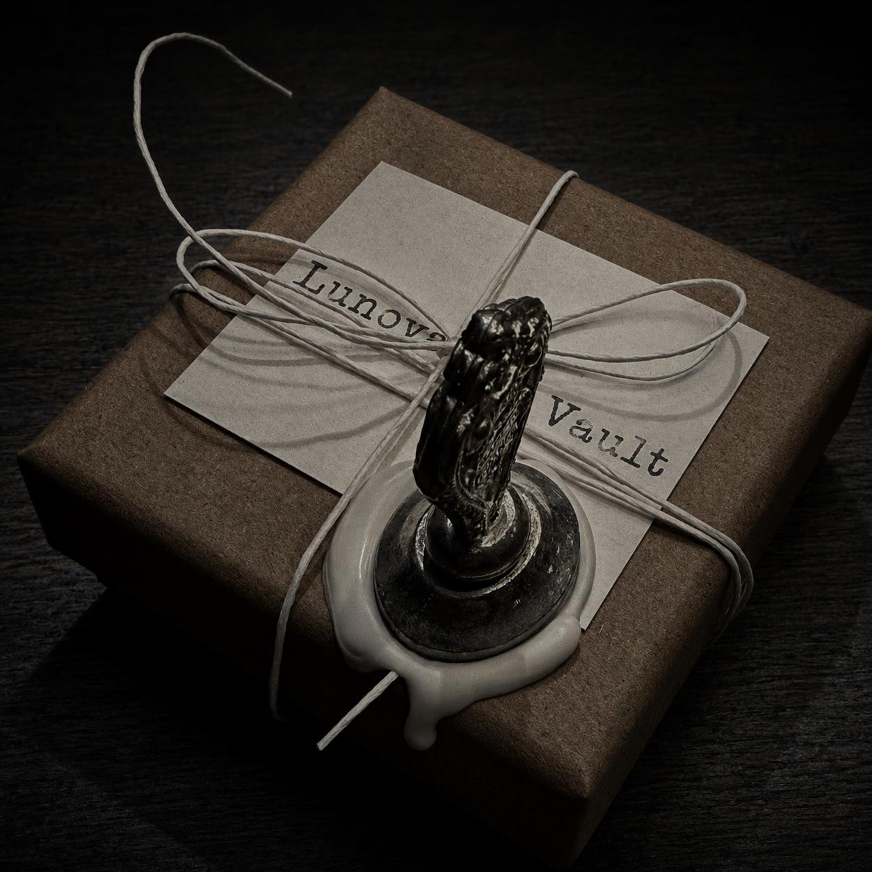 Lunova Vault carefully prepared luxury packaging